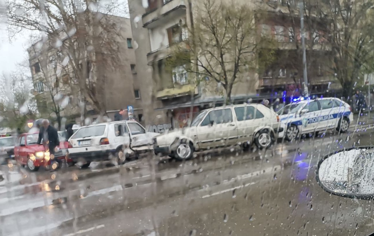 Napravili saobraćajnu zbrku u centru grada