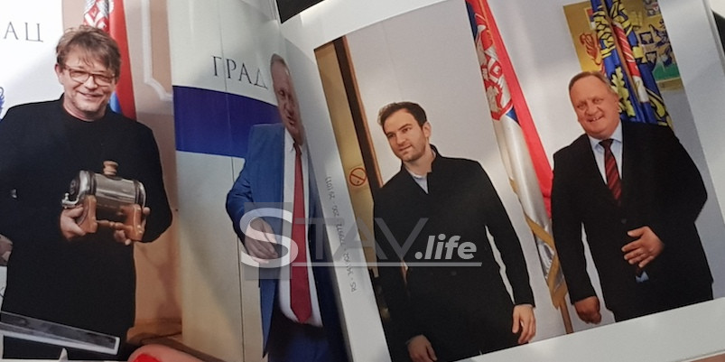 Jedan mali „album uspomena“ kao poklon za gradonačelnika o trošku građana