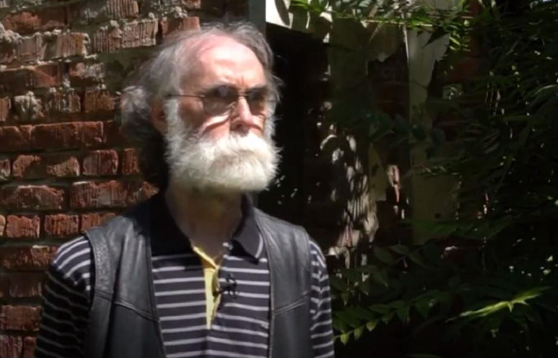 Vučić vratio zarđale kašike penzioneru: „Dođe mi da u ovim godinama odem iz zemlje“