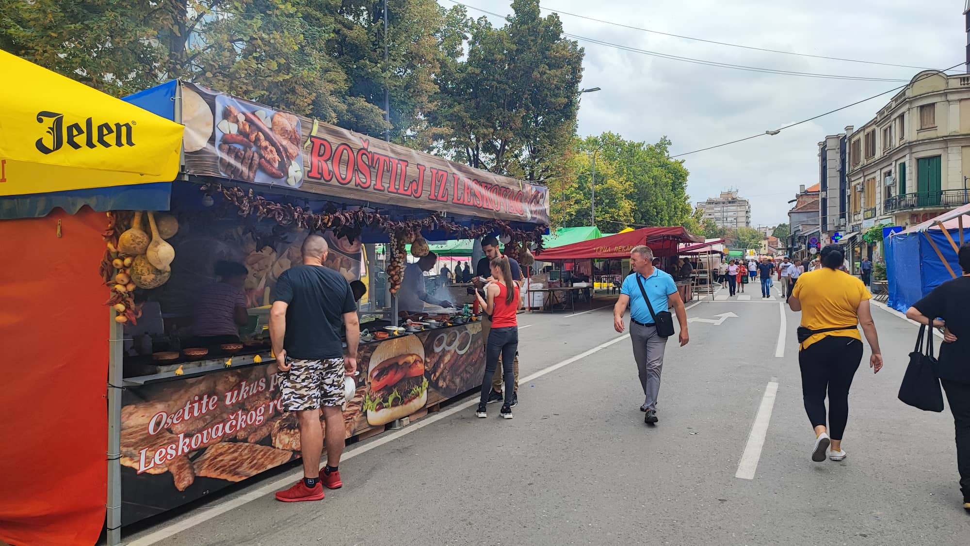 Cena pljeskavice na ovogodišnjoj Roštiljijadi 250 dinara