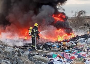Nakon pisanja Rešetke i uzemirenih građana kod „Betonjerke“ se sjatili i vatrogasci i komunalci, ali to ne rešava problem trovanja građana