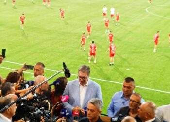 Vučić najavio da će reprezentacija Srbije igrati protiv Bugarske na leskovačkom stadionu u novembru
