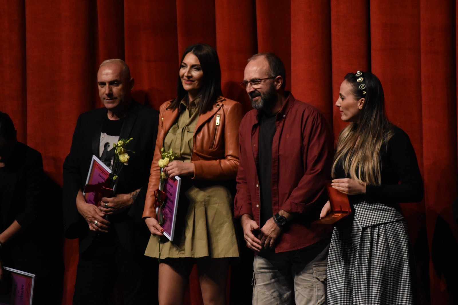 Potpuna dominacija Narodnog pozorišta Leskovac u Makedoniji, pokupili nagrade čak na dva festivala