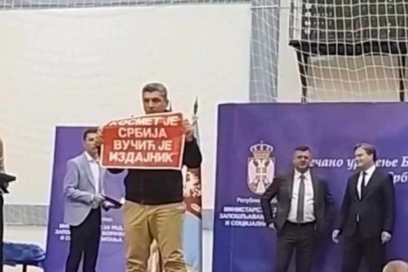 Zvezdan Ristić – Jedan od lokalnih buntovnika koji skidaju vlast