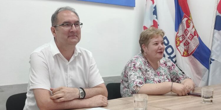 Narodnjaci odlučili da ne prikupljaju potpise za opoziv gradonačelnika, ipak tvrde da su i dalje opozicija