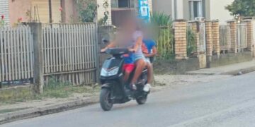 Tinejdžerka sa dvoje male dece na električnom skuteru nesavesnom vožnjom napravila pometnju kroz naselje Ančiki