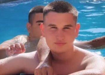 Potresne poruke oproštaja od poginulog mladića: „Dolaze drugovi da te isprate, ali ih ovog puta tvoj osmeh neće dočekati“