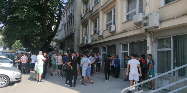 Ispred suda brane komšiju koji je zaklao čoveka: On nas je spasio!