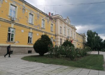 Namešteni tenderi za prijateljska preduzeća