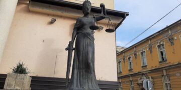 NEČUVENO: Osumnjičenog za nedozvoljene polne radnje nad decom pustili da se brani sa slobode, roditelji očajni