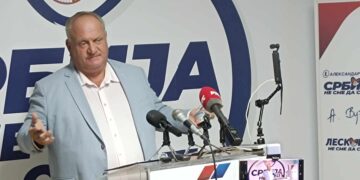 Cvetanović hteo da podnese ostavku pa se predomislio jer je Rešetka to obelodanila pre njega?!