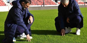Radujko i Stojanović obišli stadion u Leskovcu, teren u znatno boljem stanju