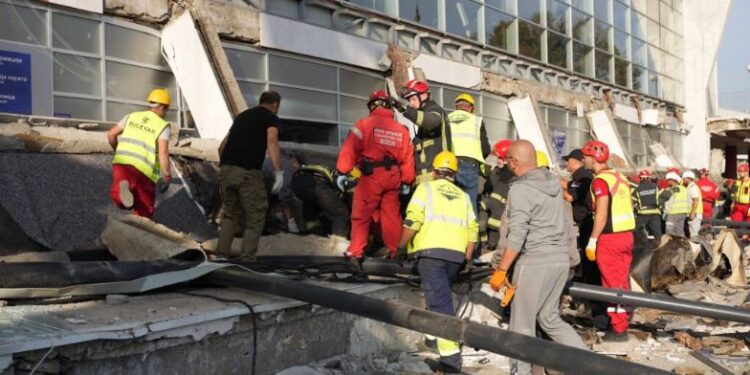 U Srbiji danas Dan žalosti zbog tragedije u Novom Sadu