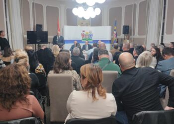 Leskovačka opozicija opet blokirala skupštinu, vladajuća većina nastavila rad u drugoj sali