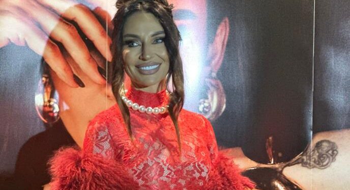 Kaća se svega par meseci nakon porođaja vratila na muzičku scenu, Leskovčanku večeras podržale brojne kolege