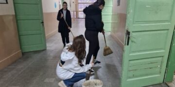 Gimnazijalci demantuju da je bilo incidenata tokom noći u ovoj školi: Evo kako provode vreme tokom blokade