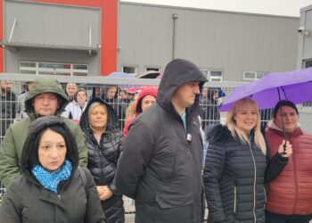 Većinski deo radnika Jure poručio: Nećemo više da nas bude sramota što radimo ovde, mi od ovog posla živimo!