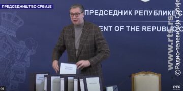 Vučić tvrdi da je ispunio sve zahteve studenata, dokumentacija o nadstrešnici će biti dostupna na sajtu Vlade