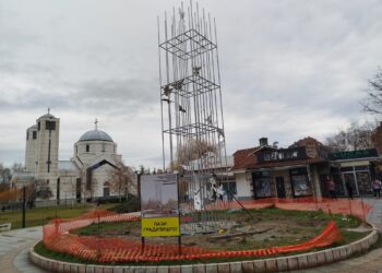 Građani nezadovoljni izgledom spomenika nenasilju u parku Svetog Save
