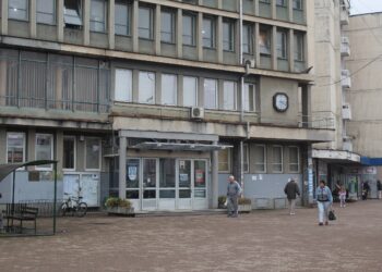 Bivši predsednik opštine gradio sebi put do kuće, a sada zbog toga tužio opštinu