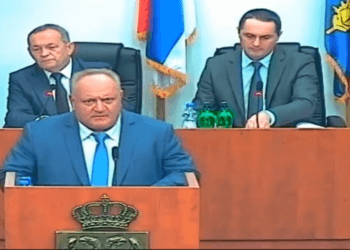 Evo šta je gradonačelnik Leskovca poručio gimnazijalcima koji blokiraju školu, ali i njihovim roditeljima