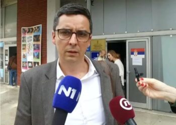 Oštar protest Advokatske komore zbog hapšenja kolege iz Niša koji zastupa Vojni sindikat