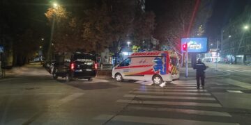 Jedno lice povređeno nakon svađe usred noći u centru grada