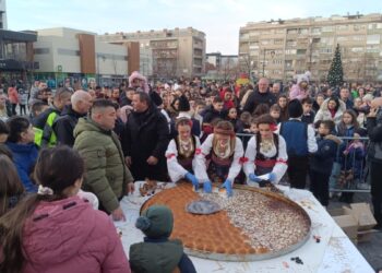Trinaestogodišnji Vukašin izvukao zlatnik iz gradske česnice