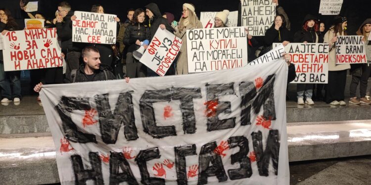 Masovni protest studenata i gimnazijalaca u Leskovcu: Maturanti od sutra u blokadi – VIDEO