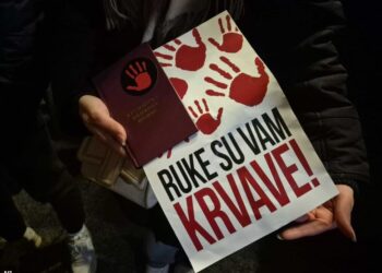 U Nišu borba za slobodu, a u Leskovcu za pljeskavicu uz ismevanje građana preko režimskih medija