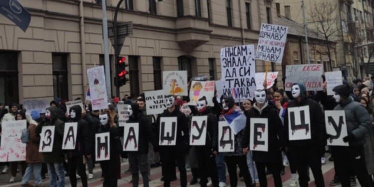 U Nišu i Vranju masovna okupljanja na protestima „Školski čas u zadnji čas“