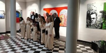 Mešovit hor „Skobaljić“ oduševio leskovačku publiku