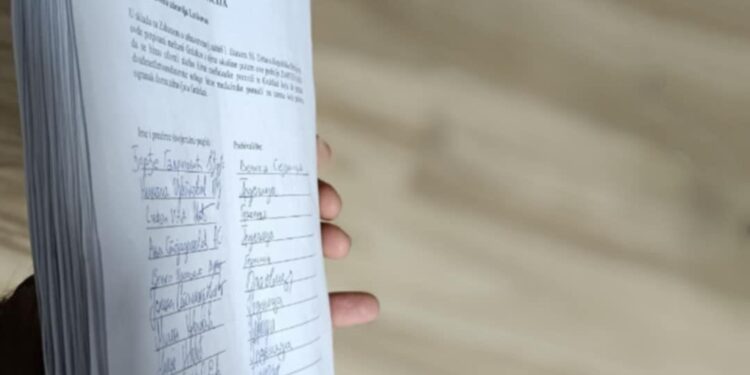 2.105 Grdeličana traži od direktorke Doma zdravlja da imaju iste uslove lečenja kao i Leskovčani