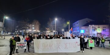 Evo kako je sinoć protekao protest u Bojniku