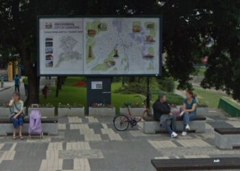 Na listi nebezbednih objekata i bilbord kod „Foto Bate“, bandere širom grada, ulaz u jednu školu, bazen u Grdelici…