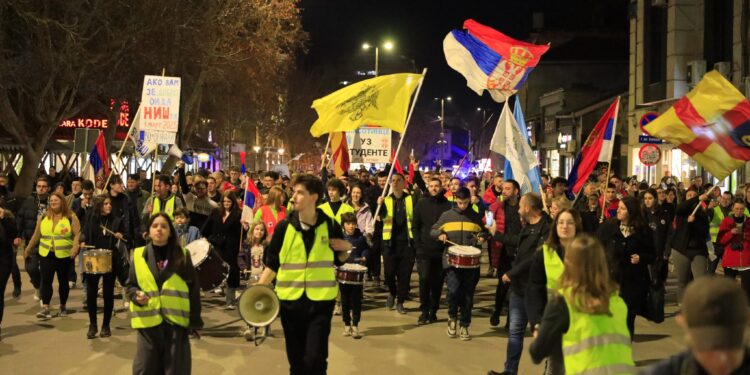 Deo novca, koji su studenti prikupili na Sretenje, ide jednoj leskovačkoj porodici