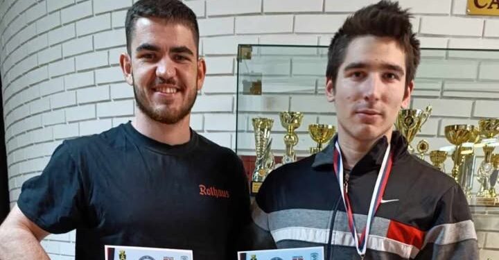 Zlato za studente u blokadi i leskovački “XL-gym“ na otvorenom Kupu Srbije u bench pressu