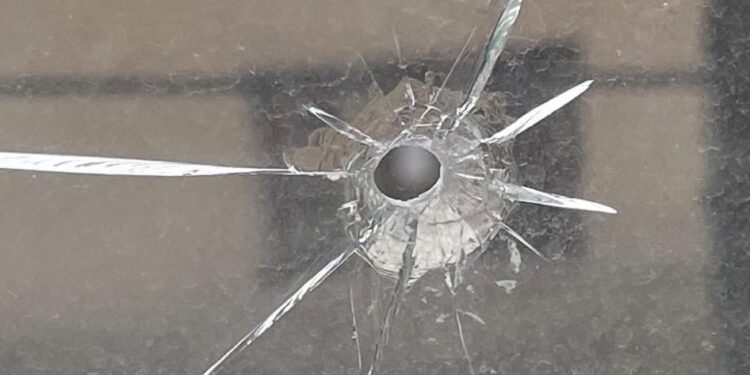 Na lokalu ispod Milićevog stana slična oštećenja koje vlasnik nije prijavio već sam u januaru sanirao štetu