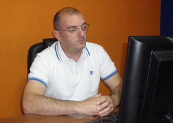 Dobrašinović podnosi krivičnu prijavu protiv Vučića, tvrdi da je predsednik terorista
