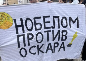 Izgleda kao da se cela Srbija sjatila u Niš: Na protest “Studentski edikt” pristiže sve više ljudi – VIDEO