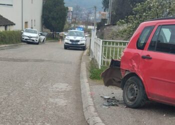 Filmska otimačina u po bela dana: Presreli muškarca na motoru, poprskali ga biber-sprejom, a onda je nastao haos