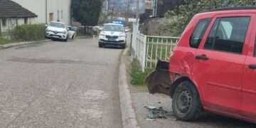 Filmska otimačina u po bela dana: Presreli muškarca na motoru, poprskali ga biber-sprejom, a onda je nastao haos