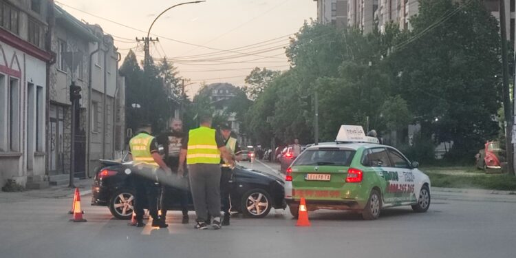 Opet sudar na raskrsnici Mlinske i Nikole Skobaljića