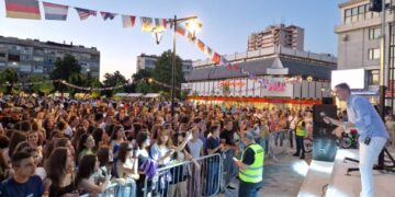Leskovac i ove godine organizuje žurku za male maturante i deli bicikle najboljim učenicima