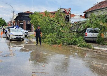 MUP apeluje na građane da se tokom nepogoda pridržavaju određenih mera