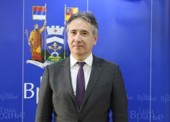 Gradonačelnik Vranja zarađuje oko 230.000 mesečno