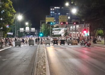 Kontejner revolucija po celoj Srbiji, protestovalo se i u Leskovcu i Nišu
