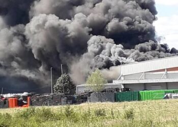 Nema povređenih radnika u požaru koji je izbio u hladnjači u Bojniku