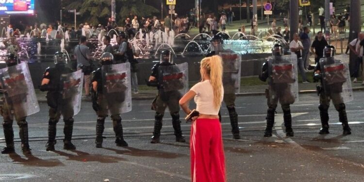 Našoj Suzani se zbog ove fotografije od jutros cela Srbija divi