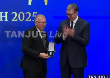 Vučić uručio vidovdanska odlikovanja: Među dobitnicima Leskovčanin Veroljub Trajković, Vranjanci i Nišlije